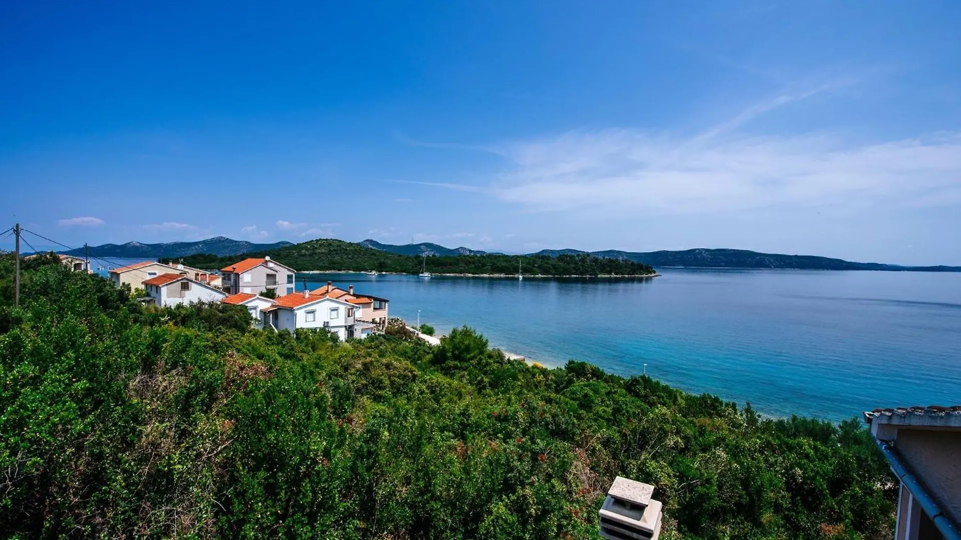 Villa Lily Comfortable Holiday Residence Вели-Иж