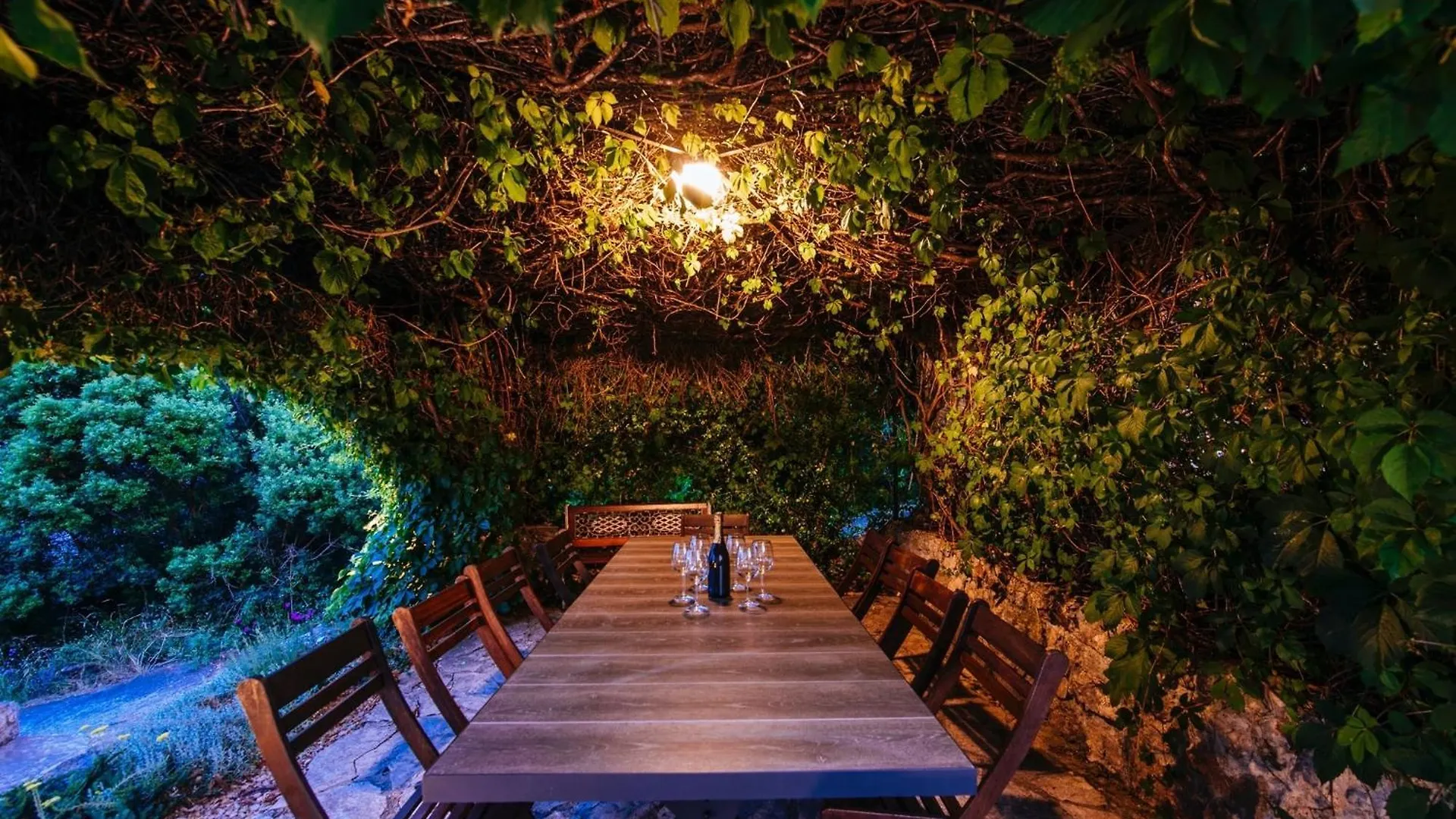 Villa Lily Comfortable Holiday Residence Вели-Иж
